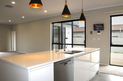 Photo of property in 67 Seventh View Avenue, Beachlands, Auckland, 2018