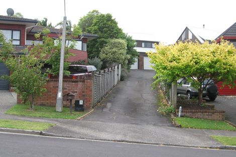 Photo of property in 27 Cherub Place, West Harbour, Auckland, 0618