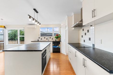 Photo of property in 9 Osprey Street, Pakuranga, Auckland, 2010