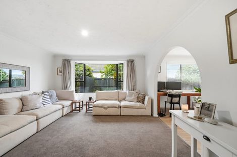Photo of property in 1/54 Aorangi Road, Bryndwr, Christchurch, 8053
