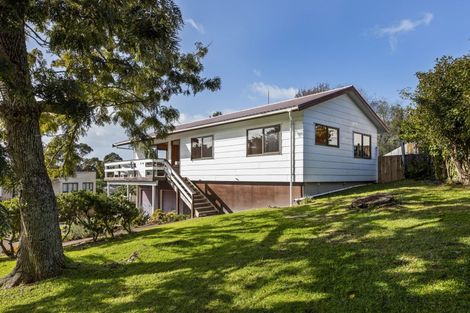 Photo of property in 10 Eagleson Street, Northcross, Auckland, 0632