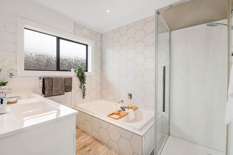 Photo of property in 93 Stanmore Bay Road, Stanmore Bay, Whangaparaoa, 0932