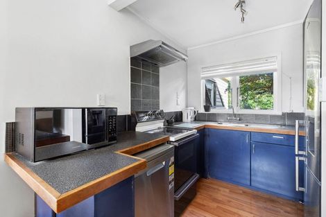 Photo of property in 28 Crescent Street, Richmond, 7020