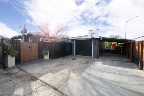 Photo of property in 15 Puketapu Road, Taradale, Napier, 4112