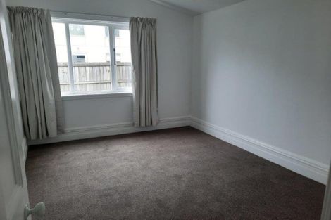 Photo of property in 56 Aikmans Road, Merivale, Christchurch, 8014