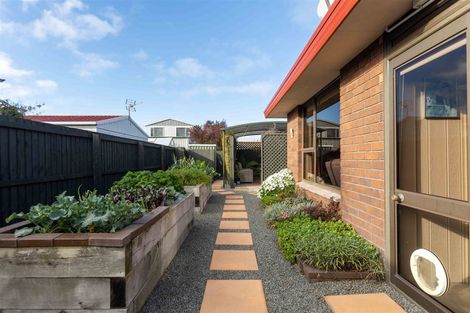 Photo of property in 5 Flaxwood Lane, Waltham, Christchurch, 8023