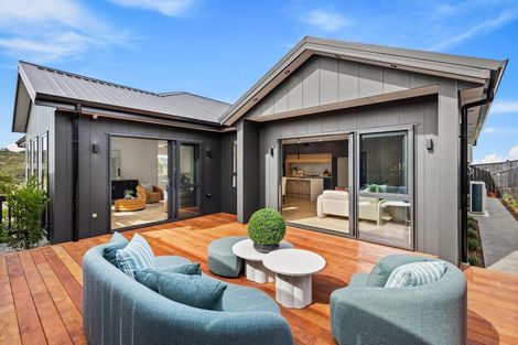 Photo of property in 7 Halcyon Bay Lane, Wainui, 0992