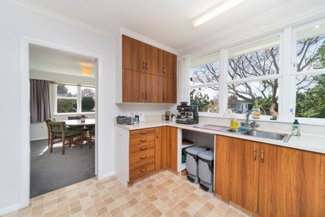 Photo of property in 76 Wikiriwhi Crescent, Awapuni, Palmerston North, 4412