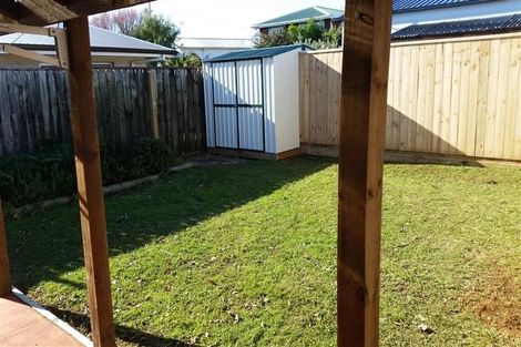 Photo of property in 15 Manu Crescent, Upper Vogeltown, New Plymouth, 4310