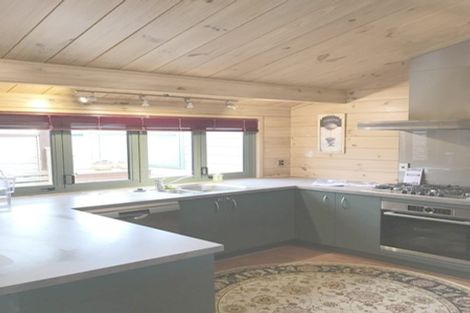 Photo of property in 8a Riverstone Drive, Riverstone Terraces, Upper Hutt, 5018