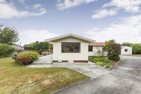 Photo of property in 214 Cambridge Avenue, Ashhurst, 4810