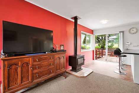 Photo of property in 1/20 Mile Place, Henderson, Auckland, 0612