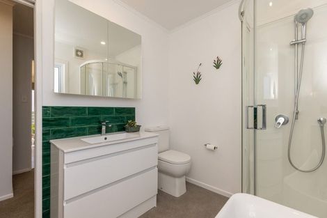 Photo of property in 71 Donovan Road, Paraparaumu Beach, Paraparaumu, 5032