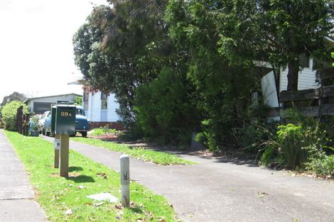 Photo of property in 27 Heathberry Close, Papatoetoe, Auckland, 2025