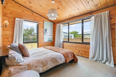 Photo of property in 117 Weka Street, Whangamata, 3620