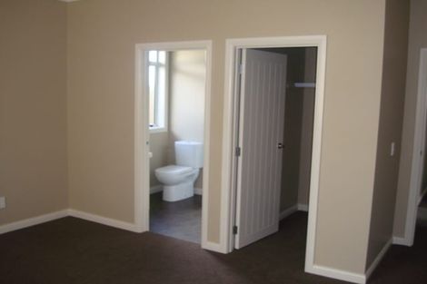 Photo of property in 1 Sandleigh Road, Hamilton Lake, Hamilton, 3204