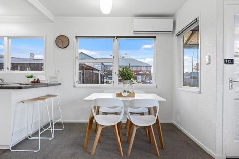 Photo of property in 1/1252 Cameron Road, Gate Pa, Tauranga, 3112