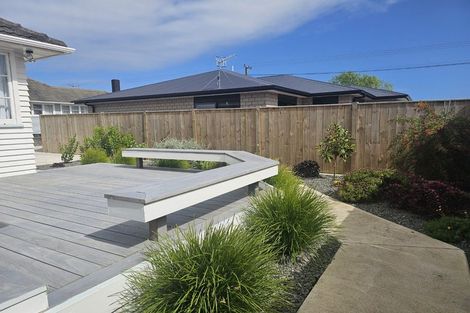 Photo of property in 24 Winchester Street, Levin, 5510