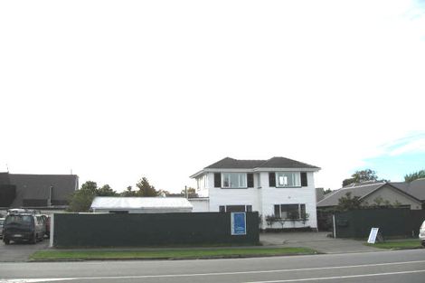 Photo of property in 74 Memorial Avenue, Ilam, Christchurch, 8053