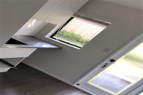 Photo of property in 7 Puawai Place, Northcote, Auckland, 0627