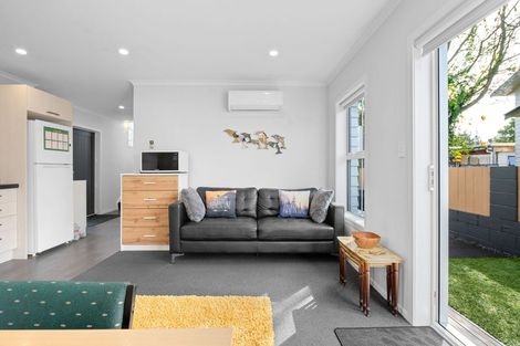 Photo of property in 2/79 Carrington Avenue, Silverdale, Hamilton, 3216