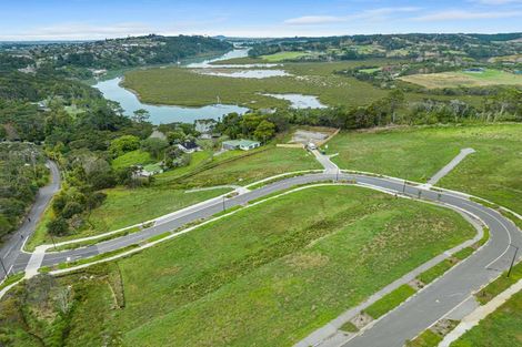 Photo of property in 15 Awanui Road, Red Beach, 0932