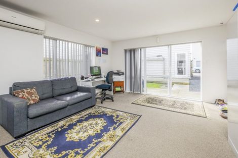 Photo of property in 35 Treestump Road, Takanini, 2112