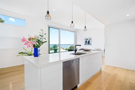 Photo of property in 9 Siesta Terrace, Gulf Harbour, Whangaparaoa, 0930