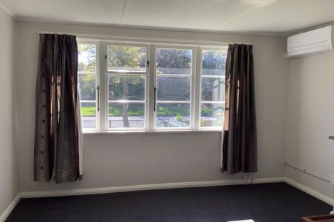Photo of property in 377 Cambridge Terrace, Naenae, Lower Hutt, 5011