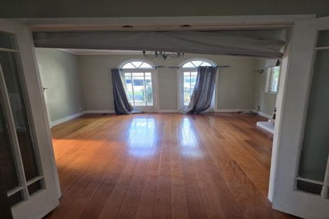 Photo of property in 47 Sarsfield Street, Herne Bay, Auckland, 1011