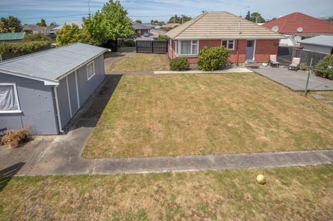 Photo of property in 41 Burwood Road, Burwood, Christchurch, 8083