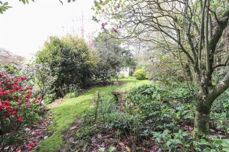 Photo of property in 16 Tainui Terrace, Inglewood, 4330