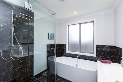 Photo of property in 1 Mawai Hakona Drive, Wallaceville, Upper Hutt, 5018