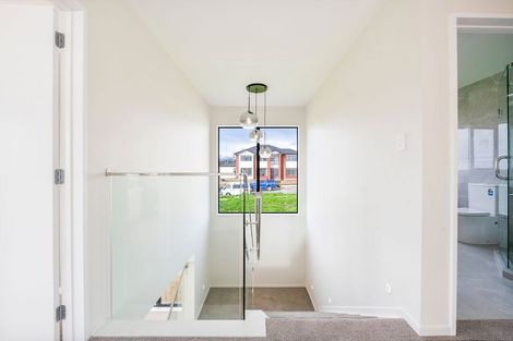 Photo of property in 62 Tir Conaill Avenue, Flat Bush, Auckland, 2019