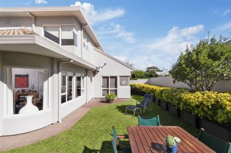 Photo of property in 5/26 Eversleigh Road, Belmont, Auckland, 0622