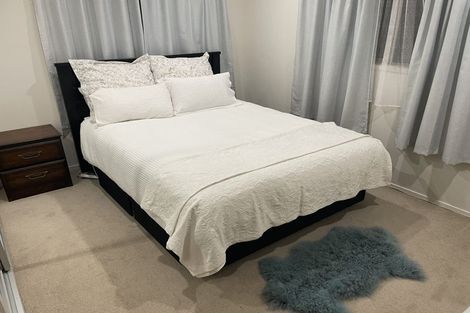 Photo of property in 36 Glenmore Road, Sunnyhills, Auckland, 2010