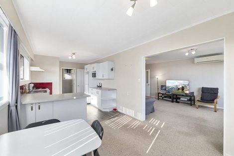 Photo of property in 29 Huia Street, Waikanae, 5036