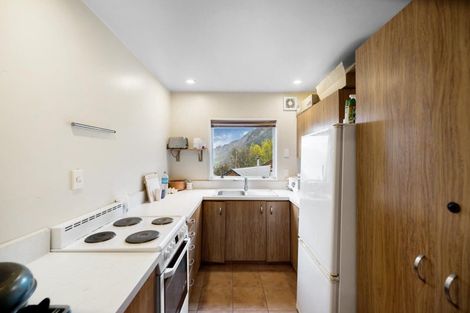 Photo of property in 4b Dart Place, Fernhill, Queenstown, 9300