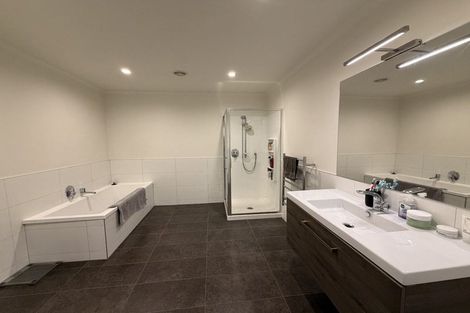 Photo of property in 106 Hobsonville Point Road, Hobsonville, Auckland, 0616