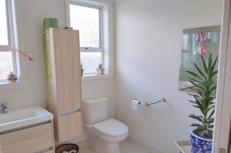 Photo of property in 188 Seaview Road, Westown, New Plymouth, 4310