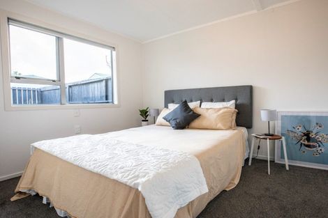 Photo of property in 2/44 Beach Road, Katikati, 3129