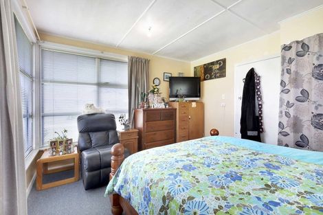 Photo of property in 20 Suffolk Street, Patea, 4520