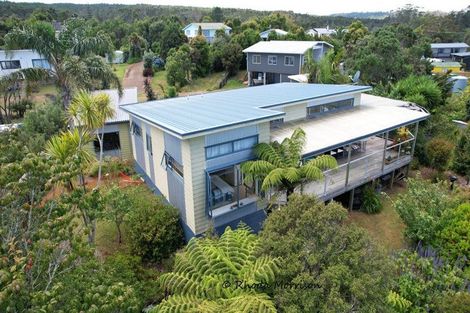 Photo of property in 16 Mariner Cove Road, Tinopai, Matakohe, 0593