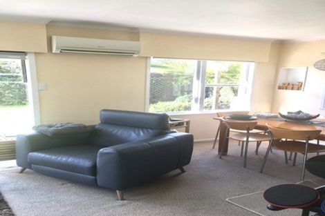 Photo of property in 2/6 Alana Place, Mount Wellington, Auckland, 1060