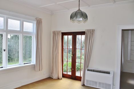 Photo of property in 16 Upper Plain Road, Masterton, 5810