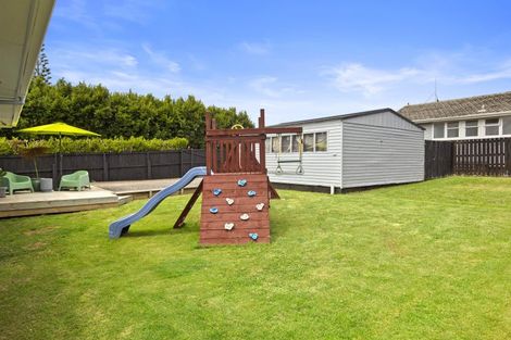Photo of property in 16 Frank Hewitt Street, Pukekohe, 2120