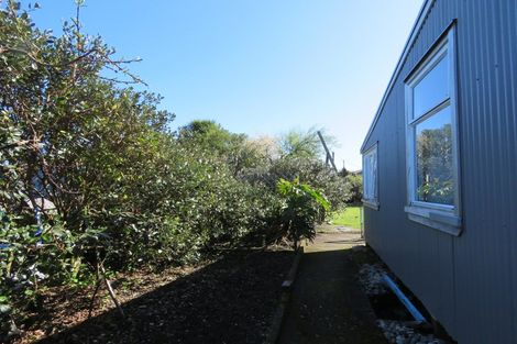 Photo of property in 11 Bright Street, Westport, 7825