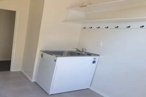 Photo of property in 40 Kent Road, Saint Johns Hill, Whanganui, 4501