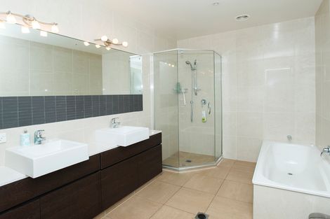 Photo of property in 319/2 Reads Quay, Gisborne, 4010