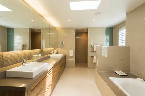 Photo of property in 17 Brighton Terrace, Mairangi Bay, Auckland, 0630